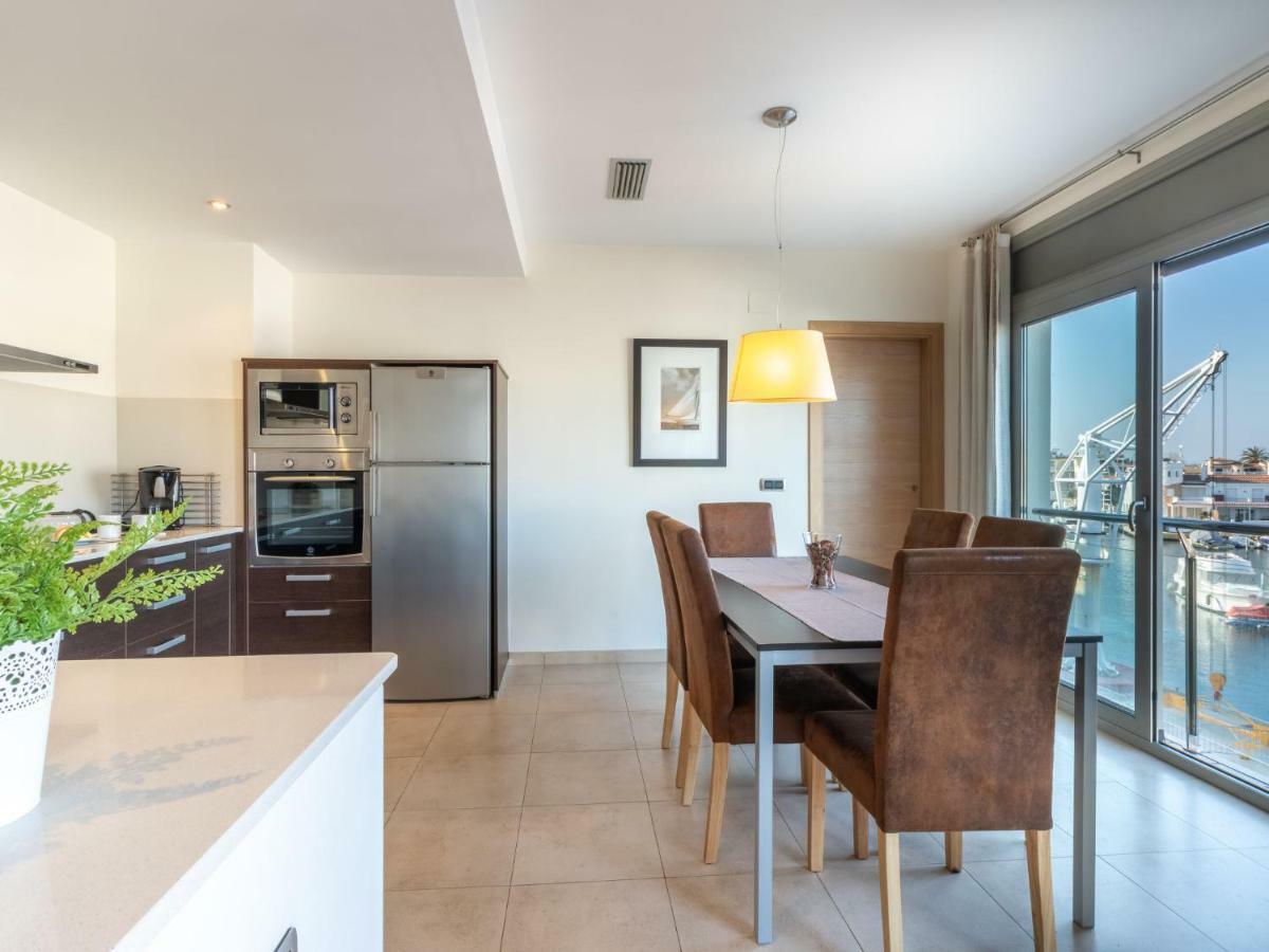 Apartment Del Port-1 By Interhome Empuriabrava Ngoại thất bức ảnh
